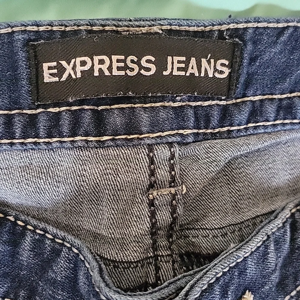 Jeans - Picture 3 of 4